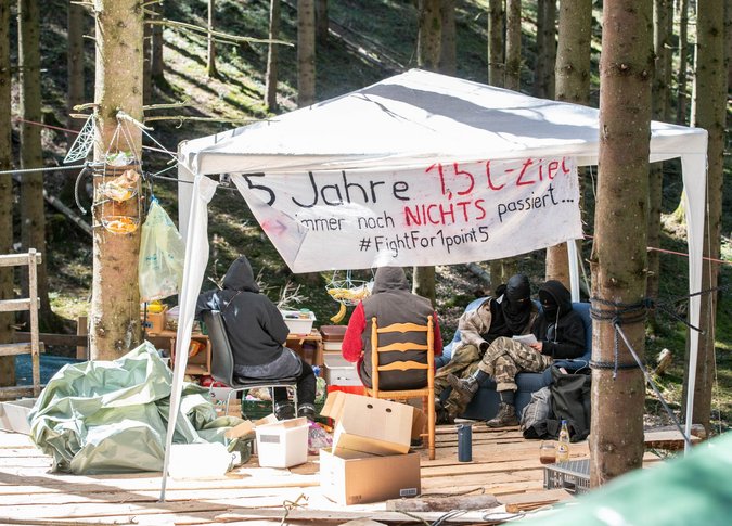 Die 1,5-Grad-Grenze ist verbindlich – das stärkt auch die AktivistInnen im Altdorfer Wald.