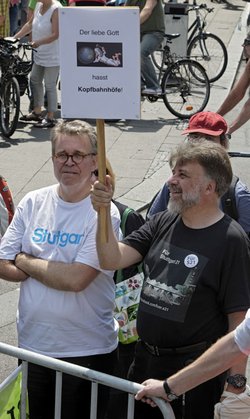 AfD-Mann Heinrich Fiechtner beim Evangelischen Kirchentag 2015. 