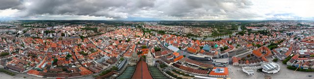 Ivo Gönners Reich: Ulm, aufgenommen vom Ulmer Münster. Foto: Wiki