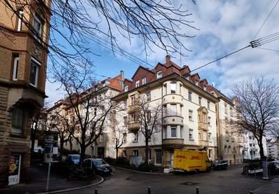 Dieses Bild aus der Forststraße entstand ohne entsprechende Genehmigung der Eigentümerin. 