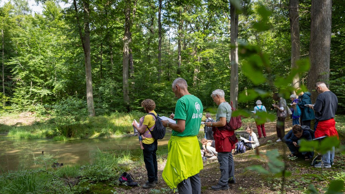 Was zu hören war, halten die Exkursionsteilnehmer:innen in Fragebögen fest.