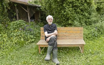 Er wollte eigentlich Gärtner werden: Eppler 2015 in seinem Garten in Schwäbisch Hall. 