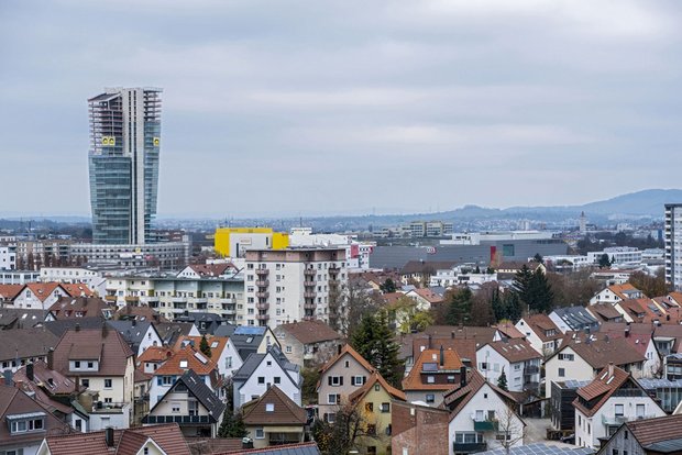 Auch in Fellbach wollte die Kommunalpolitik hoch hinaus. Die Bilanz:<a href="https://www.kontextwochenzeitung.de/wirtschaft/296/die-turmspringer-4031.html/" target="_blank"> eher ernüchternd.</a>