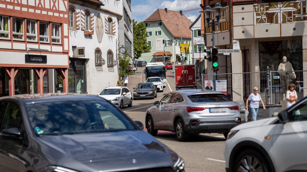 Noch quält sich Tag für Tag der Durchgangsverkehr auf der B 32 durch Horb.