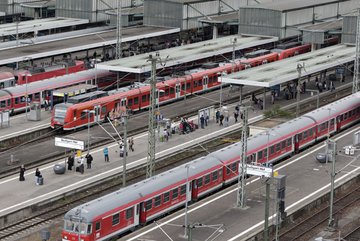 S-21-Gegner haben Zweifel an der Leistungsfähigkeit des geplanten Tiefbahnhofs. Foto: Joachim E. Röttgers