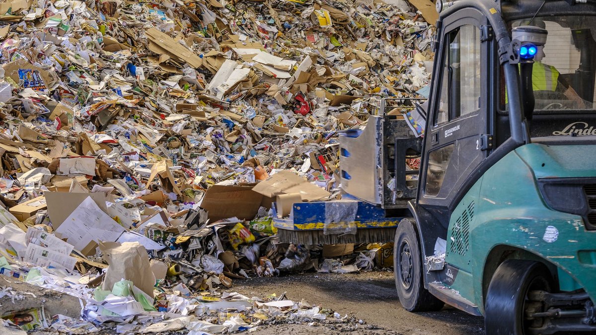 Vielen Zeitungen droht ein grausames Schicksal (Symbolbild). Fotos: Joachim E. Röttgers