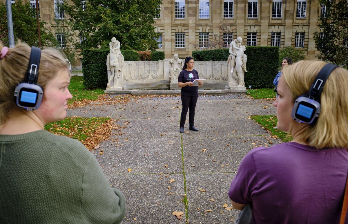 Bedeutendes Werk des Jugendstils: Zohra stellt den Schicksalsbrunnen im Oberen Schlossgarten vor. 