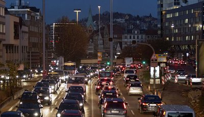 Stuttgart im Normalbetrieb: Stau ohne Ende.