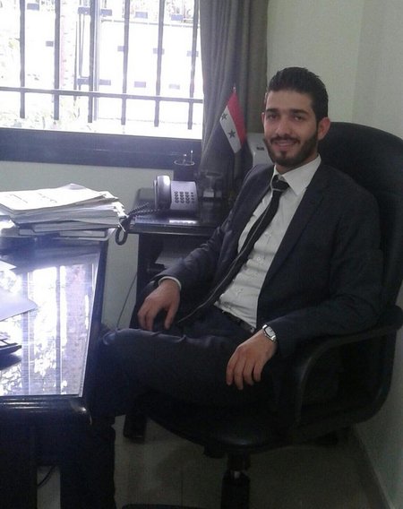 Alaa 2013, die Ausbildung zum Anwalt gerade abgeschlossen. Foto: privat Alaa 2013, die Ausbildung zum Anwalt gerade abgeschlossen. Foto: privat