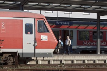 Bahnhof Ravensburg: warten auf den Stromanschluss. Foto: Joachim E. Röttgers