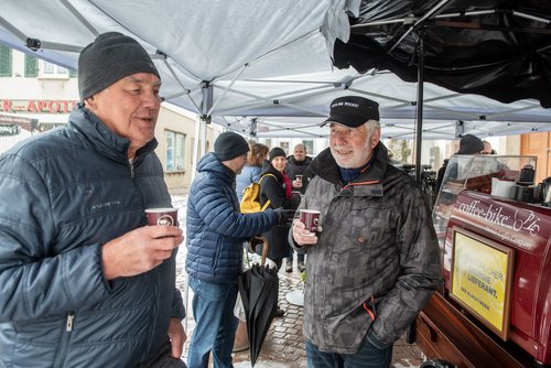 Siegfried Lehmann (links) und Vize-Bürgermeister Rainer Bauer freuen sich schon auf die Wasserstofffabrik. Siegfried Lehmann (links) und Vize-Bürgermeister Rainer Bauer freuen sich schon auf die Wasserstofffabrik.