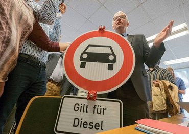 Jürgen Resch 2017 im Stuttgarter Verwaltungsgericht. Foto: Joachim E. Röttgers 