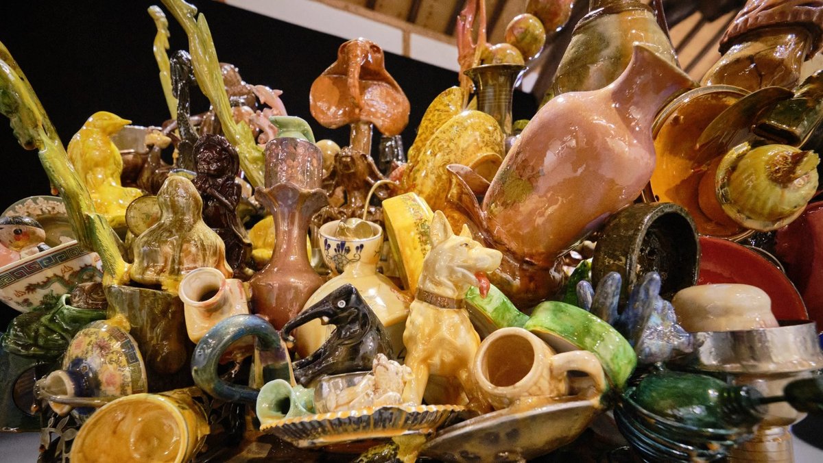 Aus Südafrika von Stephané Edith Conradie, die aus Namibia stammt, aber in Kapstadt lebt. Mittendrin: der Deutsche Schäferhund. Aus Südafrika von Stephané Edith Conradie, die aus Namibia stammt, aber in Kapstadt lebt. Mittendrin: der Deutsche Schäferhund.