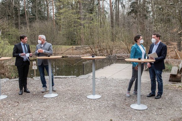 Grüppchenbildung ... 