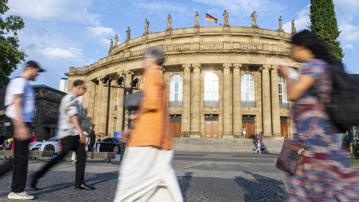 An den Kosten des InteDas wird ein teurer Spaß: die Sanierung des Opernhauses. Foto: Julian Rettigrims wird geschraubt, doch der größte Batzen kommt erst noch: die Sanierung des Opernhauses selbst. Foto: Julian Rettig