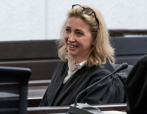 Staranwältin Ricarda Lang ist überzeugt, die Medien würden ihren Mandanten diskreditieren.