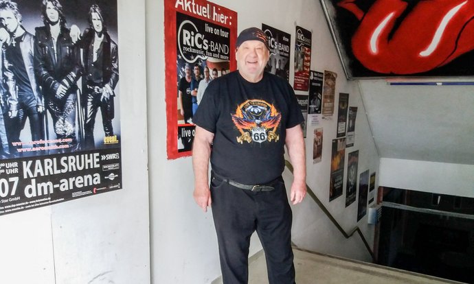 Im Bandprojekt von Klaus Bluck proben Bands, die große Hallen füllen.