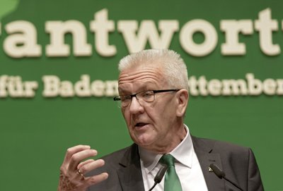 Auch Kretschmann will sparen.