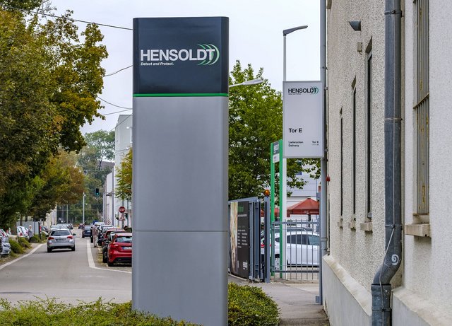 Wie hoch der CO2-Ausstoß der militärischen Produktion ist, bleibt bei Rüstungsfirmen wie Hensoldt unklar. Foto: Joachim E. Röttgers