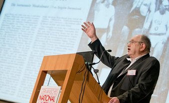 Mit Katrin Krabbe bei James Bond