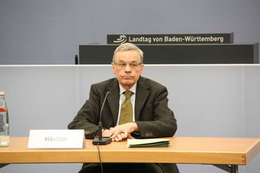 Häußler am 30.1.2015 vor dem zweiten Schlossgarten-Untersuchungsausschuss. Foto: Raimund Wimmer