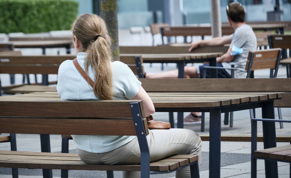 So nah und doch so verschieden: die Welt aus Sicht von Frauen und von anderen Menschen. Foto: Joachim E. Röttgers So nah und doch so verschieden: die Welt aus Sicht von Frauen und von anderen Menschen. Foto: Joachim E. Röttgers