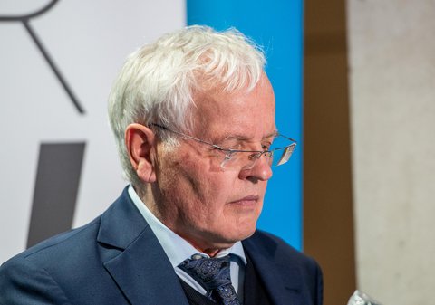 Emil Sänze, Kopf der Südwest-AfD, taktiert. Foto: Jens Volle