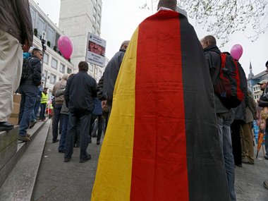 Griff in die Flaggenkiste, etwa von Bildungsreformgegnern. Foto: Joachim E. Röttgers