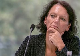 Susanne Bay, Grüne, spürt Spannungen zwischen Ökologie und Bautätigkeit.