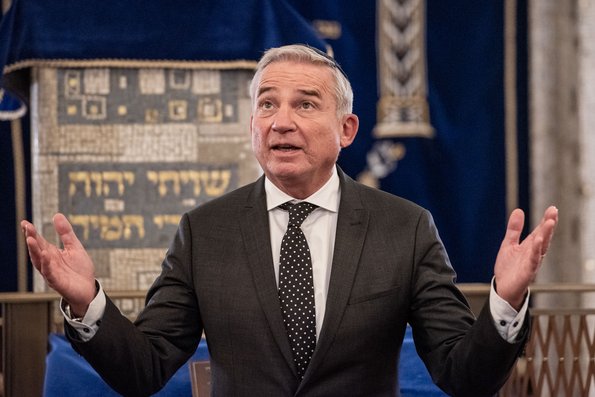  "Vor den Taten kommen die Worte", weiß Innenminister Strobl. 