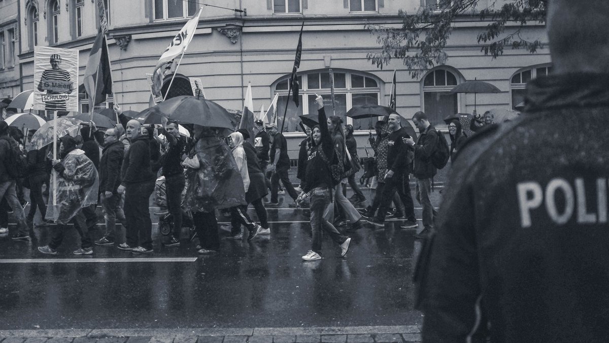 Geteilte Lager am Tag der Deutschen Einheit: Gera am 3. Oktober 2023.