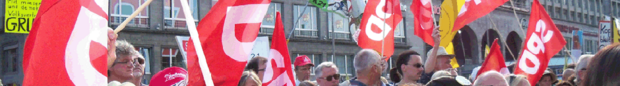 Auf der Montagsdemo vor dem Stuttgarter Hauptbahnhof. Foto: SPD-Mitglieder gegen S 21.