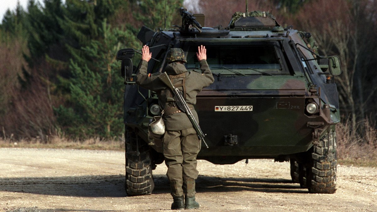 Bei der Aufrüstung macht der Klimaschutz halt. Foto: Joachim E. Röttgers