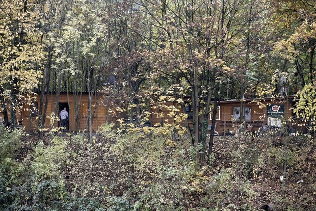 Die Idylle täuscht: Die meisten Bewohner tragen schwer an ihrem Schicksal.