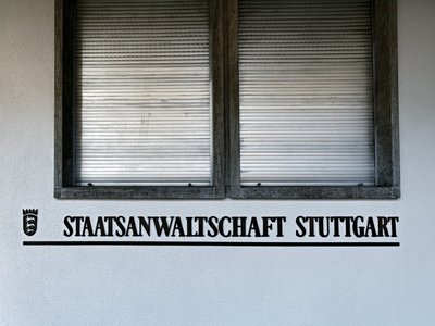 Tappt im Abgas-Dunkel: Staatsanwaltschaft Stuttgart. Foto: Joachim E. Röttgers
