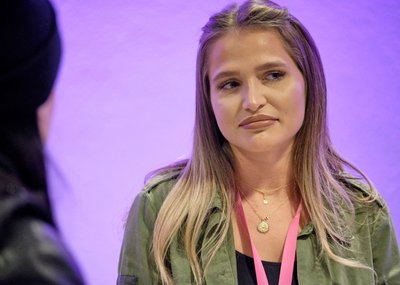 Sie verramschen ihren Style und sind immer ehrlich ganz sie selbst. Hier "@Buonalima".