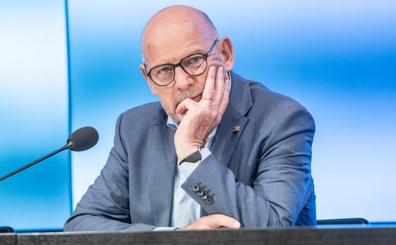 Verkehrsminister Winfried Hermann: Die zukünftige Organisationsstruktur der Panoramabahn bleibt noch zu finden. Foto: Jens Volle