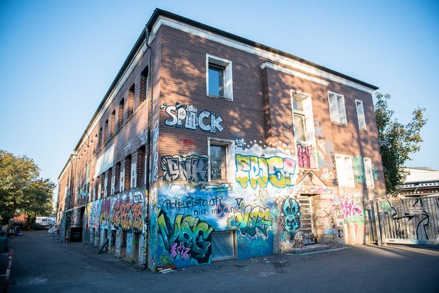 Graffiti geht klar, aber: "Aber nur solches mit politischem Anspruch!"