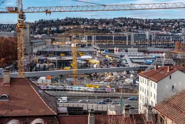 Die S-21-Baustelle wird das Zentrum der Landeshauptstadt viele weitere Jahre durchschneiden.