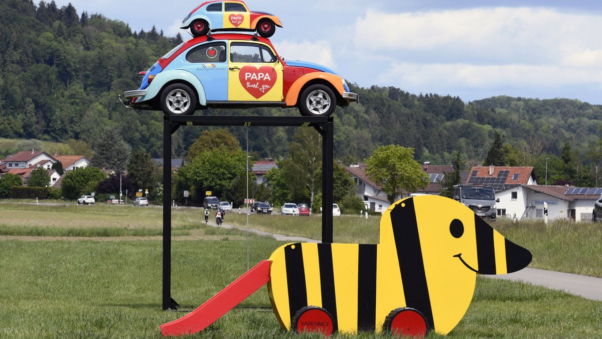 Spielplatz an der B32 bei Staig.
