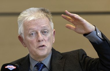 Blick auf die Geschichte der Schuldenbremse. Fritz Kuhn, heute OB von Stuttgart, sagte 2009: Schulden für Bildung oder Klimaschutz haben "Zukunftsrendite".