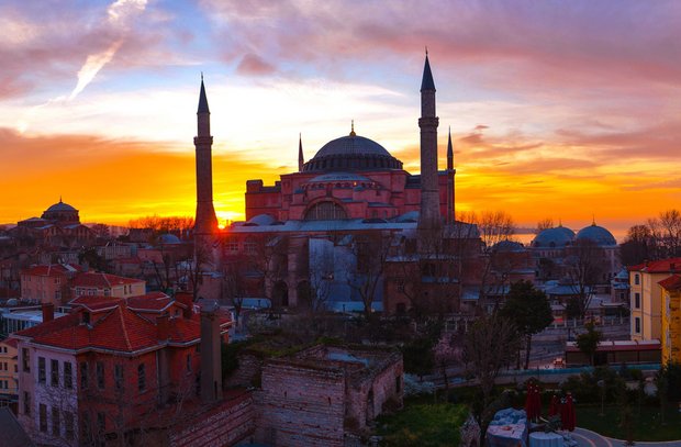 Istanbul im Abendrot. Foto: Haydar Tamer Ozturk/pixabay