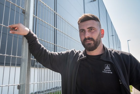 Betriebsratschef Mustafa Yesilyaprak ist sauer auf die Geschäftsführung. Betriebsratschef Mustafa Yesilyaprak ist sauer auf die Geschäftsführung.