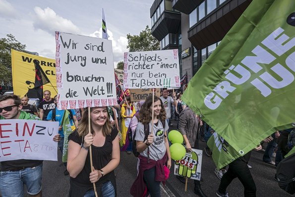 Klare Worte, auch auf der Straße. Etwa 2016 gegen CETA und TTIP ... 