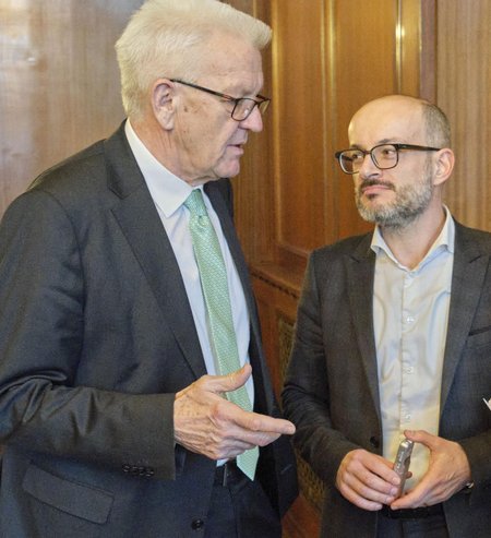 Man kennt sich seit 20 Jahren: Journalist Roland Muschel (rechts) und MP Kretschmann. Man kennt sich seit 20 Jahren: Journalist Roland Muschel (rechts) und MP Kretschmann.