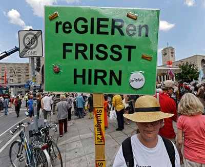 Nicht okay: Gier. Foto: Joachim E. Röttgers