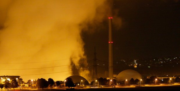 Hier gehen 2022 die Lichter aus: AKW Neckarwestheim. Foto: Joachim E. Röttgers