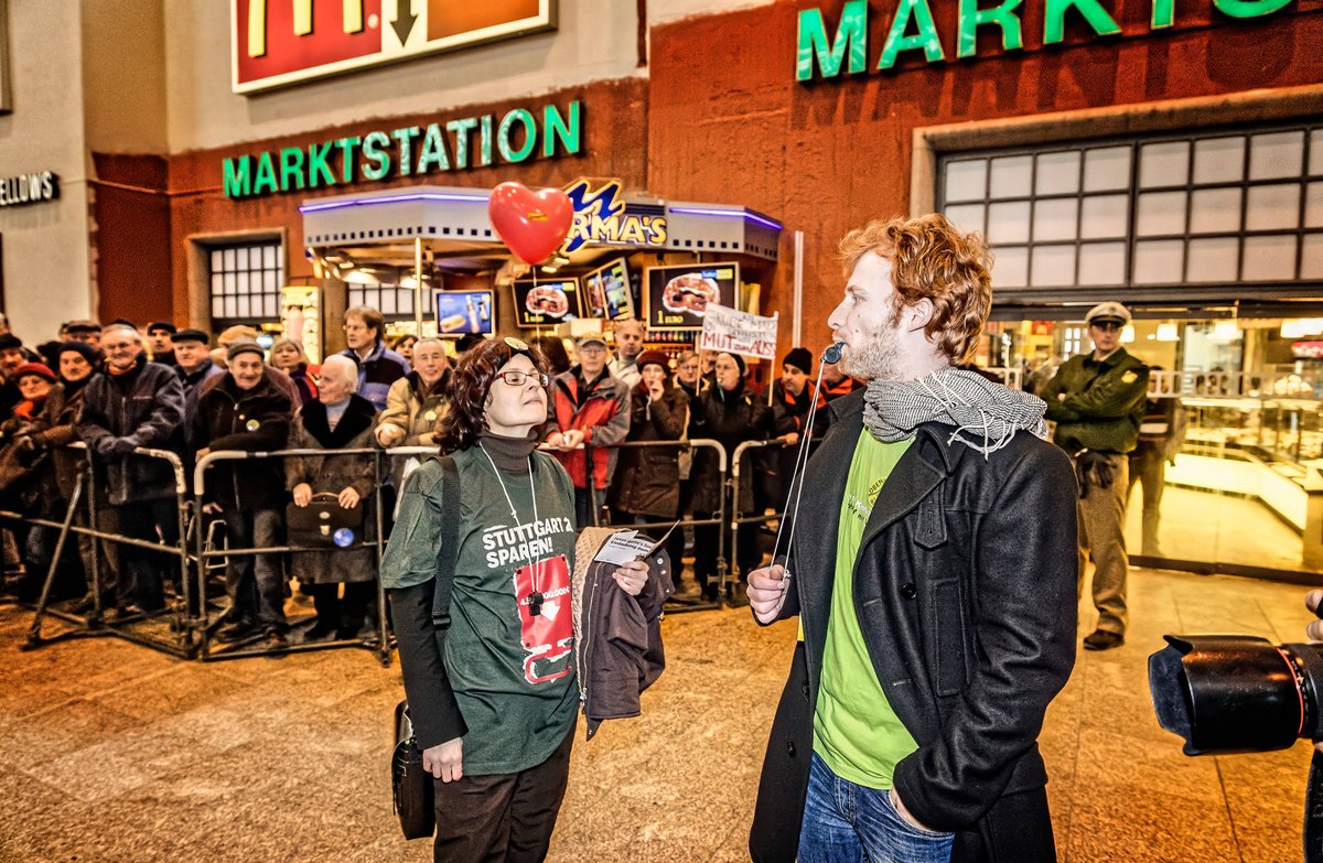 Auf das Projekt pfeifen auch StadträtInnen Clarissa Seitz (Grüne) und Hannes Rockenbauch (SÖS), ...