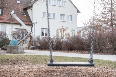 Spielplatz hinter dem Kinderheim Hoffmannhaus.