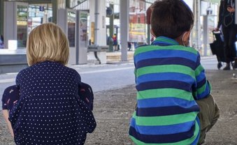 Mit Maske zurück an die Schule